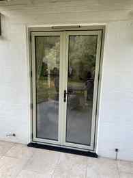 flush ali french doors RAL 7032 060824-001.jpg